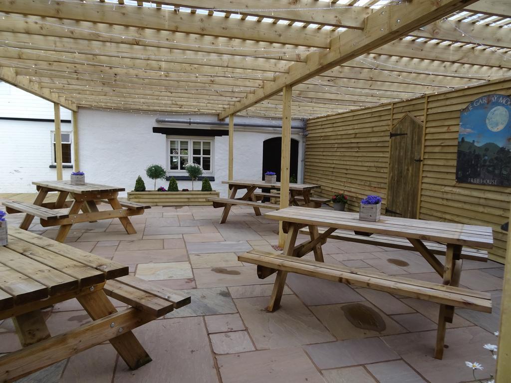 Garway Moon Inn Exterior foto
